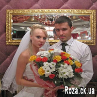 Large bouquet of roses and chrysanthemums - Photo 1