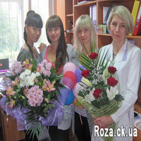 Bouquet of red roses and lilies - Photo 1
