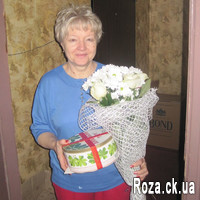 Bouquet in white tones - Photo 1