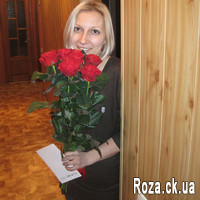 7 red roses - Photo 4