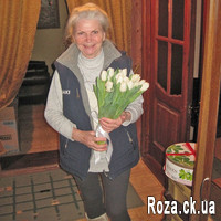 Bouquet of white tulips - Photo 1