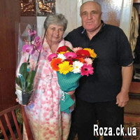 Bouquet of gerberas in kraft - Photo 1