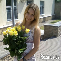 Bouquet of 11 yellow roses - Photo 2