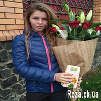 Bouquet of red roses and white lilies - Photo 1