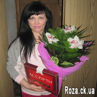 Small bouquet of orchids - Photo 1