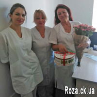 Bouquet of pink spray roses - Photo 1