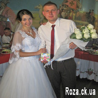 Cascade bouquet of white roses - Photo 10