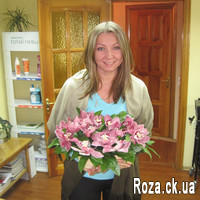 Basket of flowers from orchids - Photo 1