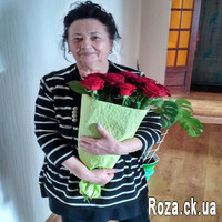 Trendy bouquet of red roses - Photo 3