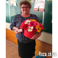 Gerberas in the box - Photo 1