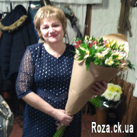 Classic bouquet of alstroemerias - Photo 7