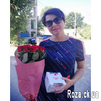Beautiful bouquet of 11 red roses - Photo 3