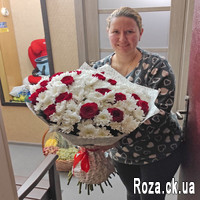 Large bouquet of red roses and white chrysanthemums - Photo 1