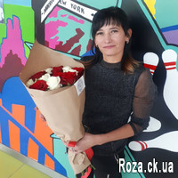 Beautiful bouquet of roses with delivery - Photo 4