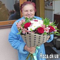 Maiden bouquet of roses, alstromeries and chrysanthemums - Photo 2