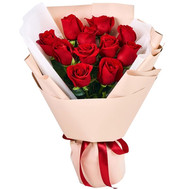 Cascade bouquet of roses