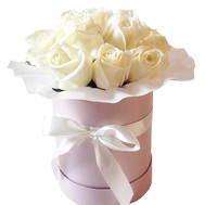 White roses in a hat box