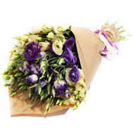 Bouquet of lisianthus