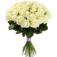 Bouquet of white roses