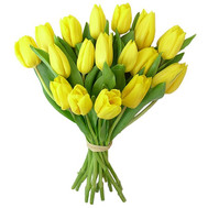 19 yellow tulips in a bouquet