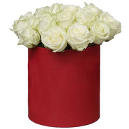 25 white roses in a hat box