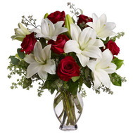 Bouquet of lilies and roses