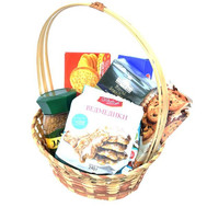 Gift basket with cookies and tea
