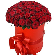 75 red roses in a hat box