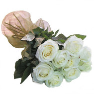Beautiful bouquet white roses