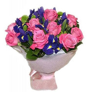 Bouquet of irises and roses