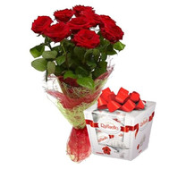 Bouquet of roses and Raffaello