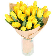 Bouquet of yellow tulips