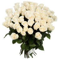 Beautiful bouquet of white roses