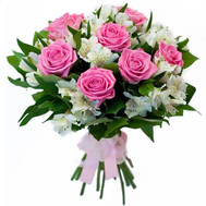Delicate bouquet of roses and alstromeries