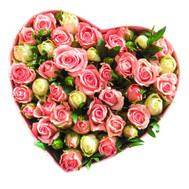 9 spray roses in a heart box