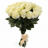 Bouquet of white imported roses