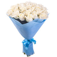 Bouquet of white roses