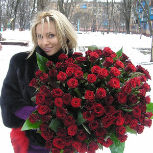 101 красная роза