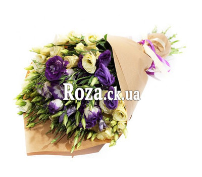 Bouquet of lisianthus