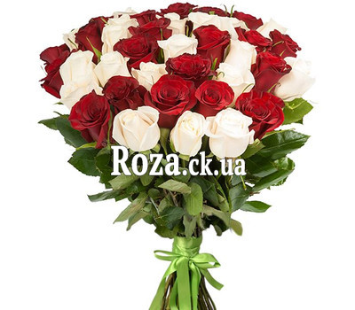 Beautiful bouquet of imported roses