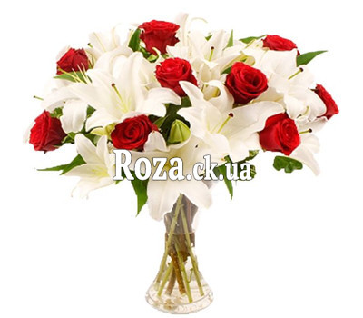 Large bouquet of lilies and roses