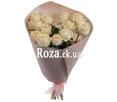 Bouquet of peach roses