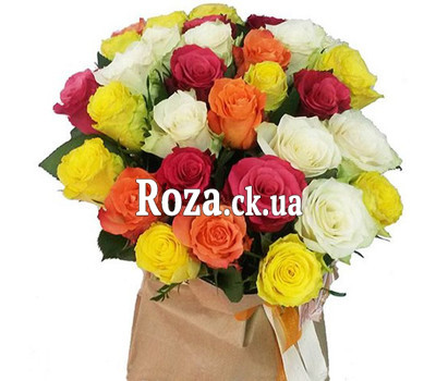 Bouquet of mixed colored roses