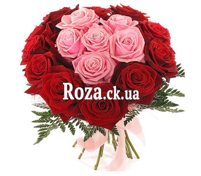 Bouquet heart from roses