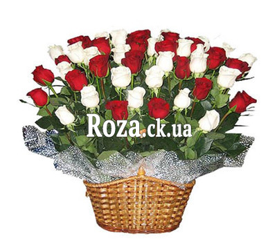Basket of roses in Cherkassy