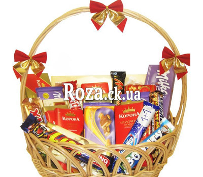 Gift chocolate basket