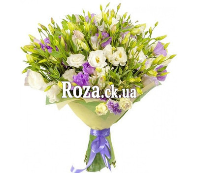 Large bouquet of eustoma