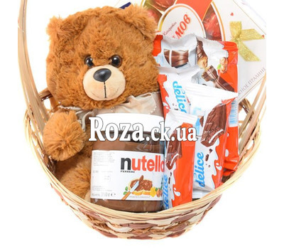 Basket with Teddy Bear and Nutella 2