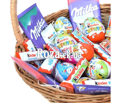 Basket with chocolate and Kinders 3