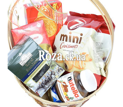 Basket of tea